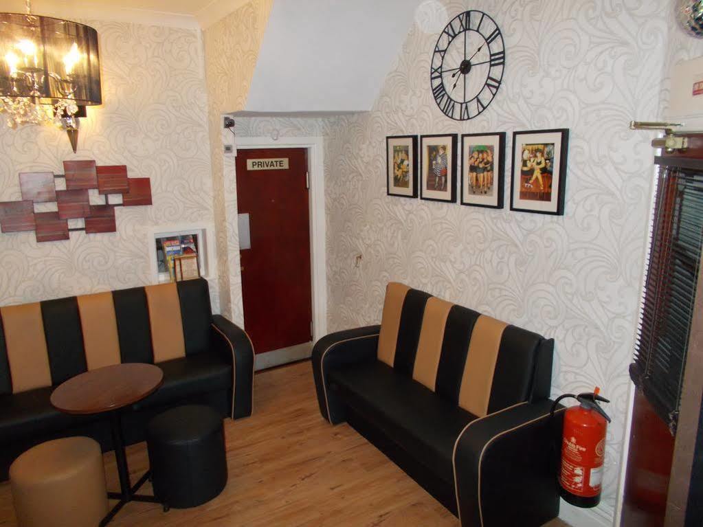 Delamere Hotel Blackpool Ngoại thất bức ảnh