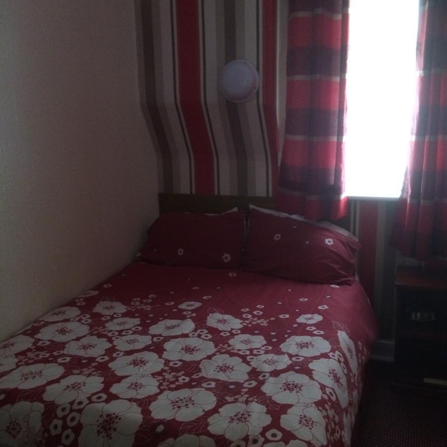 Delamere Hotel Blackpool Ngoại thất bức ảnh