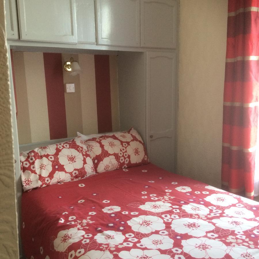 Delamere Hotel Blackpool Ngoại thất bức ảnh